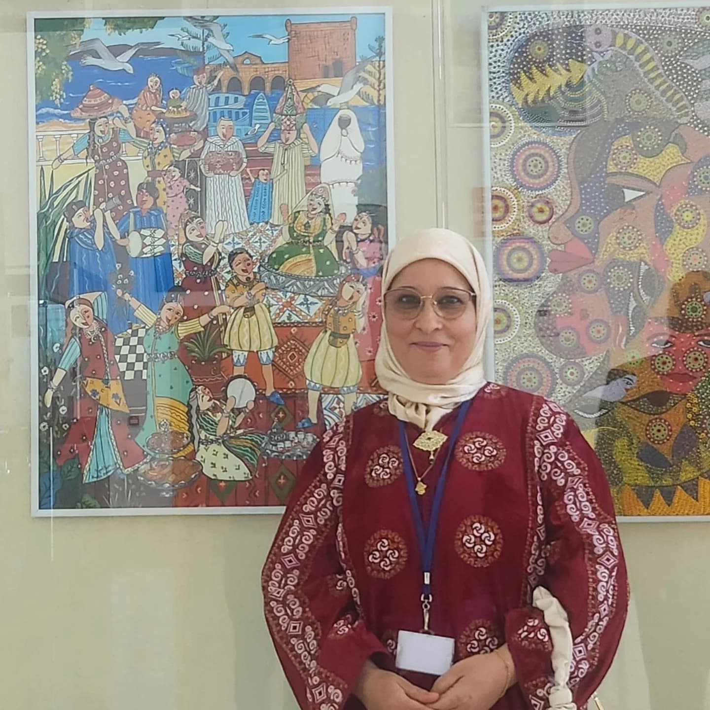 Portrait officiel de Khadija Bentajar, artiste peintre marocaine née à Essaouira